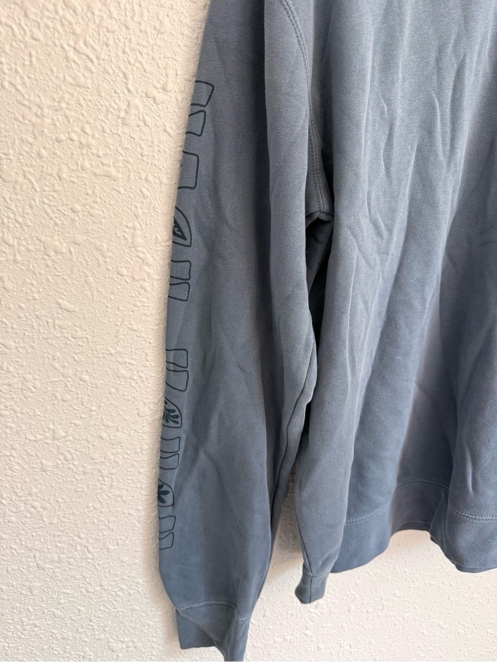 Noah Kahan season of the sticks faded blue crewneck sweatshirt M - Picture 4 of 7